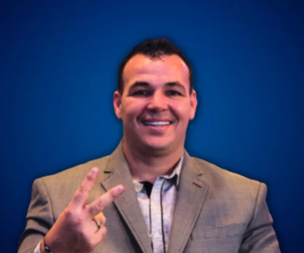 Alexis "El Pulpo" Viera — Conferencista de Alto Desempeño