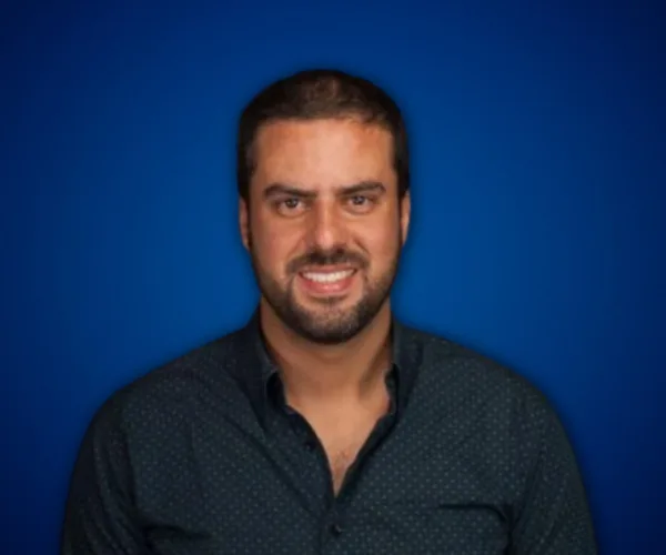 Mustafa Badawy — Conferencista de Productividad