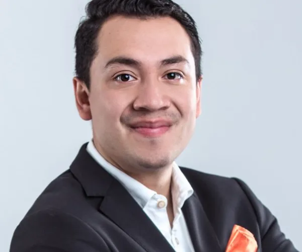 Sergio Tenorio — Conferencista de Emprendimiento