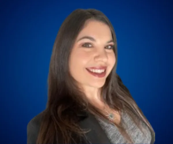 Mariana Alvez — Conferencista de Motivación Actitud Positiva