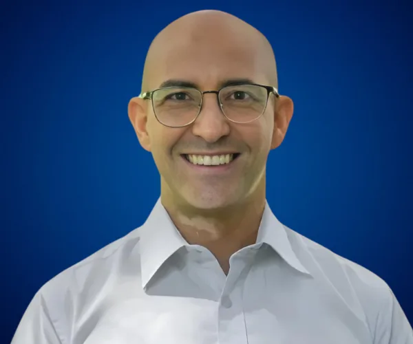 Carlos Bruzzone — Conferencista de Inteligencia Emocional Relaciones Interpersonales