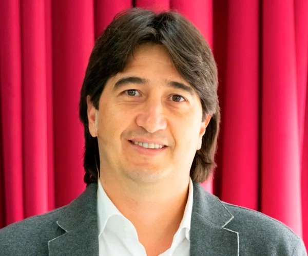 Jose Praolini — Conferencista de Trabajo En Equipo Colaboracion Efectiva
