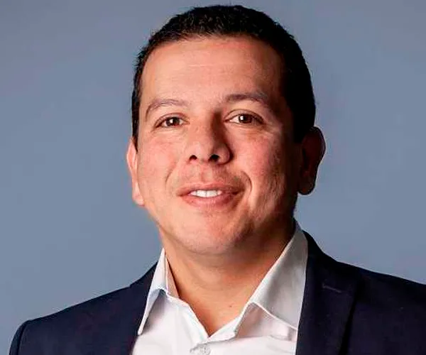 Julio Andrés Rozo — Conferencista de Emprendimiento Modelos de Negocio