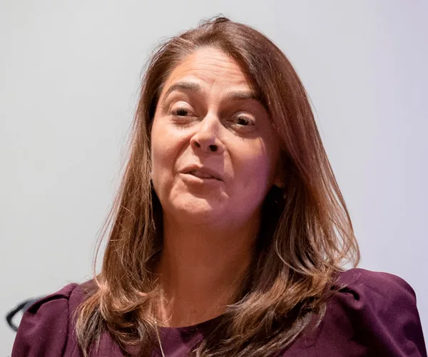Paula Umaña — Conferencista de Motivación Mentalidad Ganadora