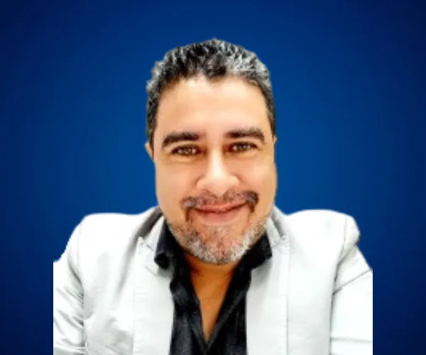 Rodrigo Quintanilla — Conferencista de Comunicación Efectiva