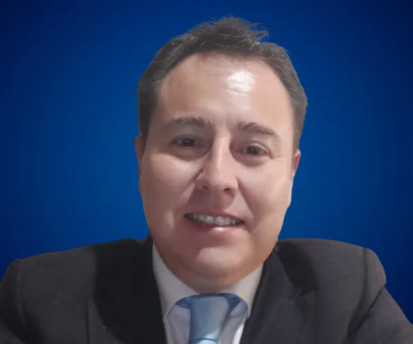 Héctor Bolio — Conferencista de Salud Mental y Estrés
