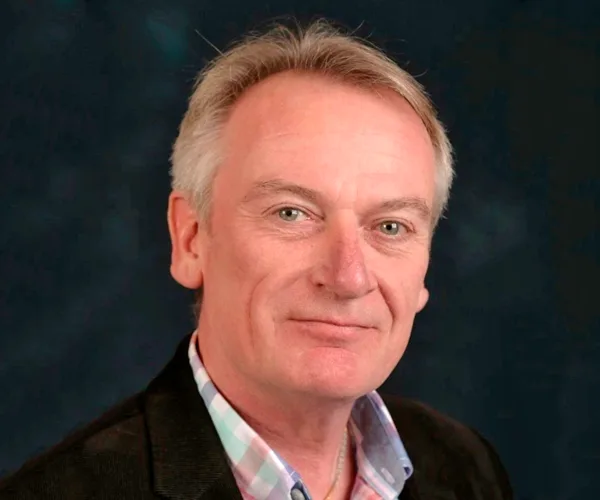Chris Skinner — Conferencista de Transformación Digital