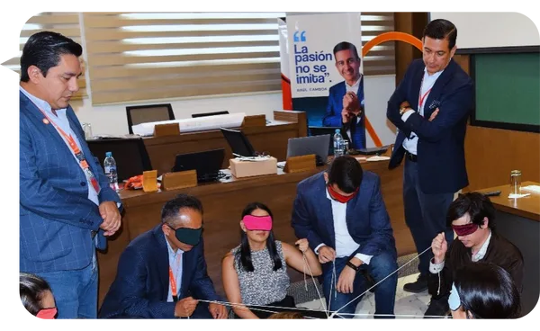 Raúl Gamboa, conferencista para eventos corporativos sobre Innovación Empresarial