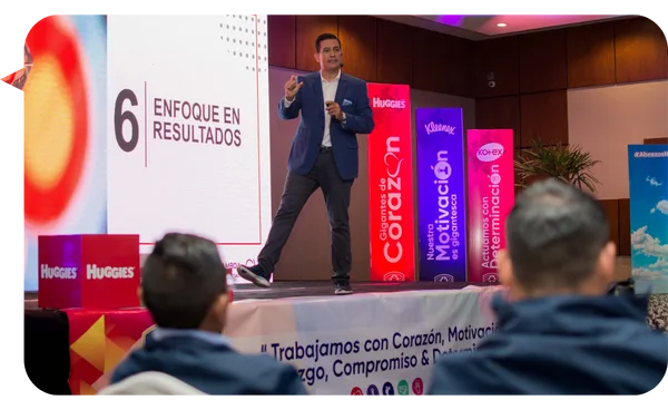 Raúl Gamboa, conferencista para eventos corporativos sobre Innovación Empresarial