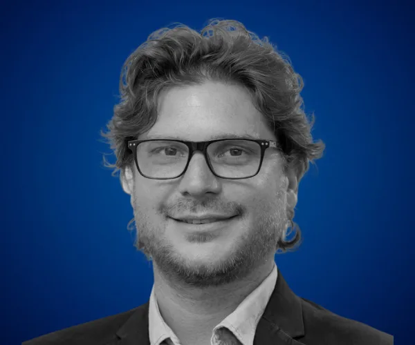 Lucas Carballo — Conferencista de Sostenibilidad y Responsabilidad Social