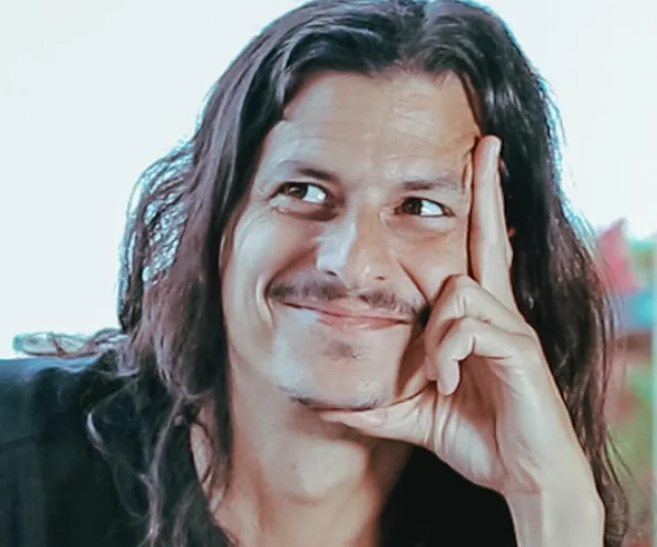 Erick Gamio — Conferencista de Emprendimiento Mentalidad Emprendedora